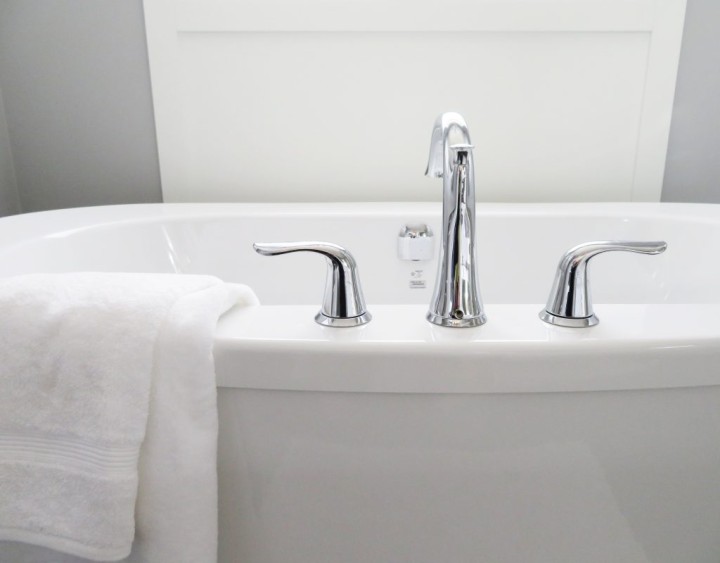 8 Fabulous Bathtub Designs to Enhance Your Bathroom