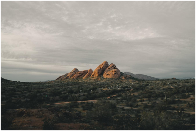 distant view of Phoenix with mountain in background