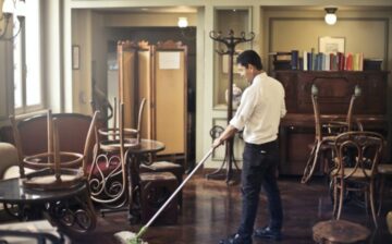CLEANING SERVICES FLOORS