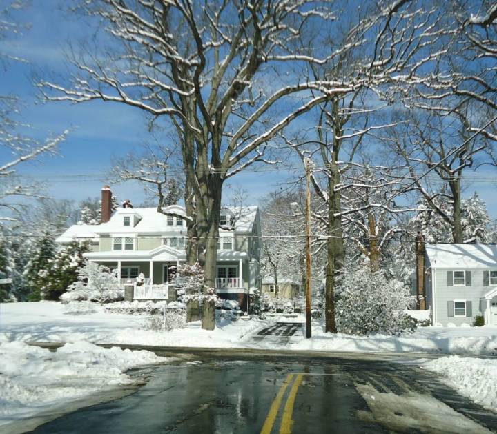 houses in winter