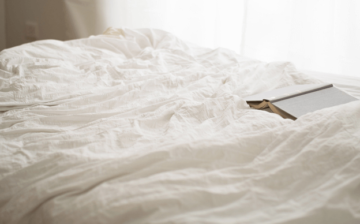 Bed mattress queen size