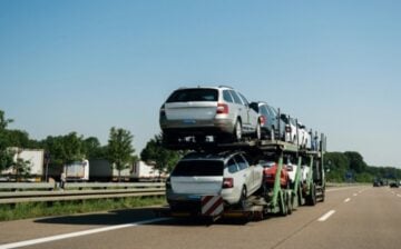 car shipping carrier with cars