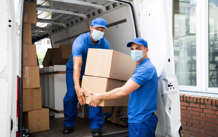 4 Reasons To Consider Packing Professionals For A Long-Distance Move