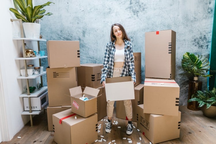 College Moving: 10 Life-Saving Tips for Moving In and Out