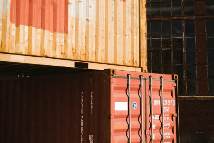  shipping container