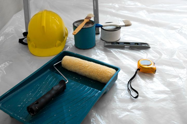 safety tools painting work house