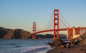 iconic los angeles bridge