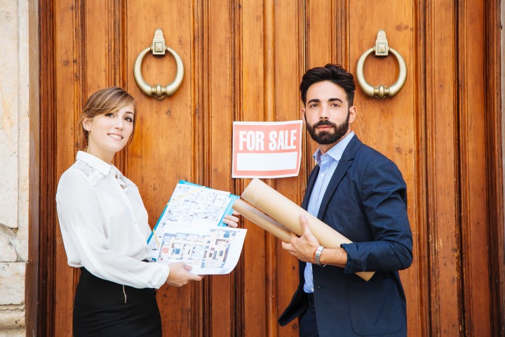 attorneys in real estate selling a house