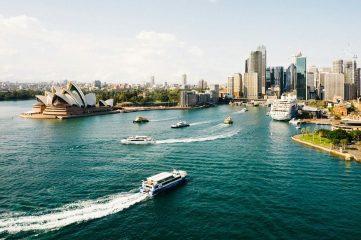 sydney from the lake