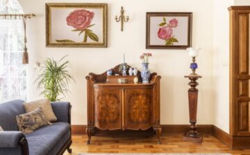 house decorated with antiques